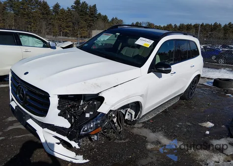 2025 Mercedes-Benz Gls 450 4Matic z USA, uszkodzony, nr VIN 4JGFF5KE2SB288606